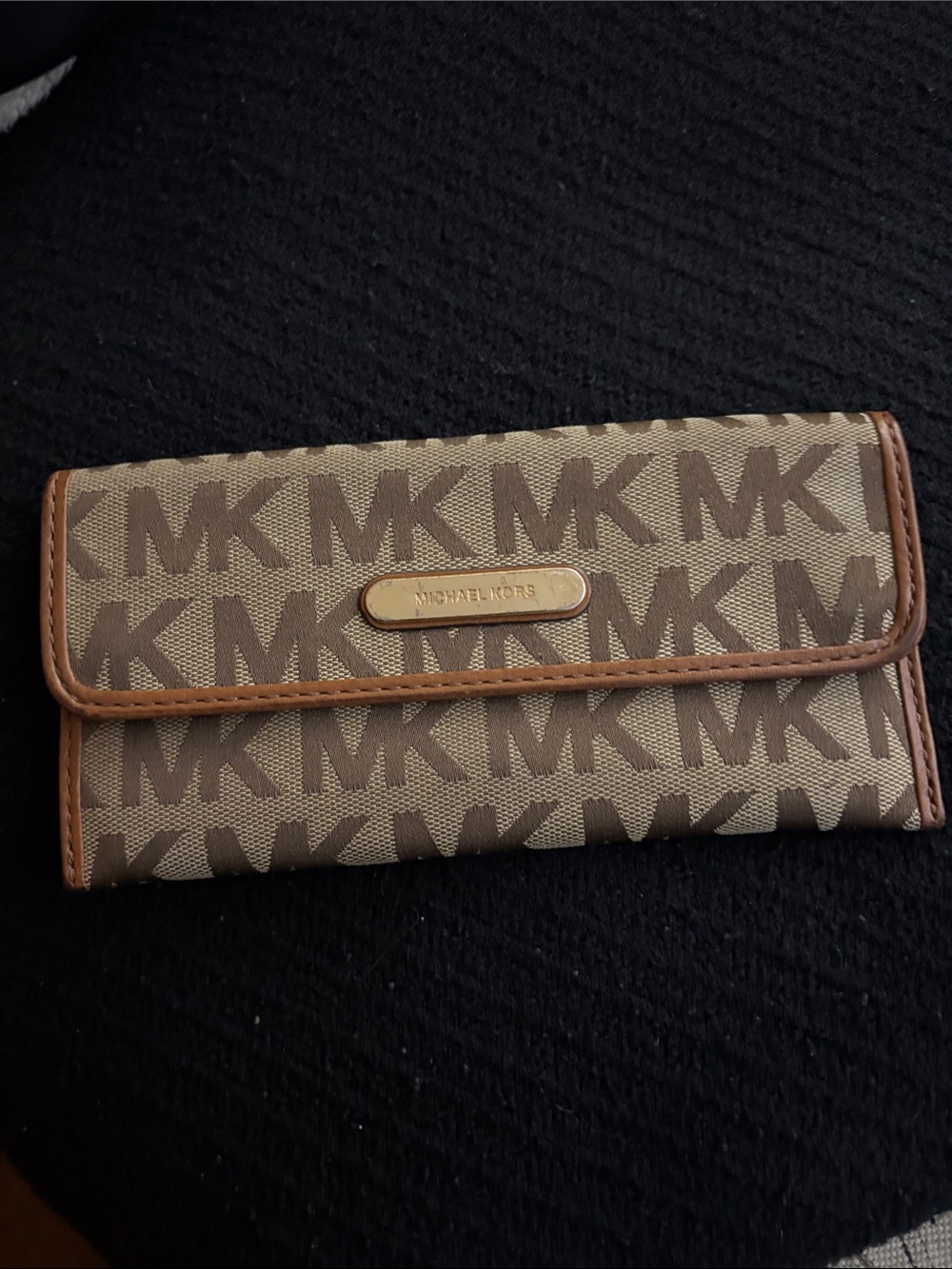 Michael Kors Beige and Brown MK Signature Continental Wallet